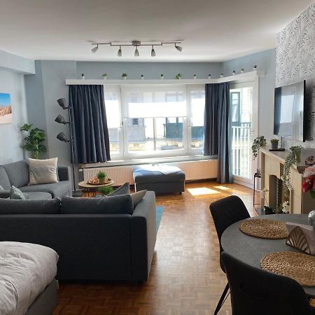 Studio Direct Aan Het Hoofdstrand Van Oostende - Naast Casino Apartment Exterior photo