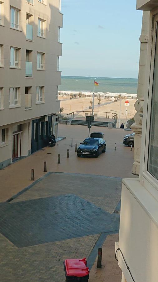 Studio Direct Aan Het Hoofdstrand Van Oostende - Naast Casino Apartment Exterior photo